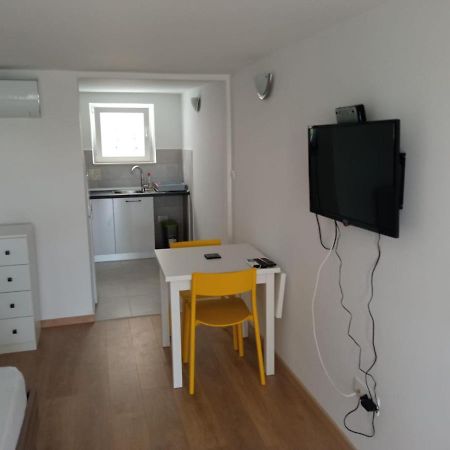 Apartmani Jure Peric Duće Eksteriør bilde